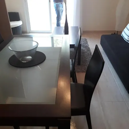 Sea Caves Adamia Studio Paphos Апартаменты *